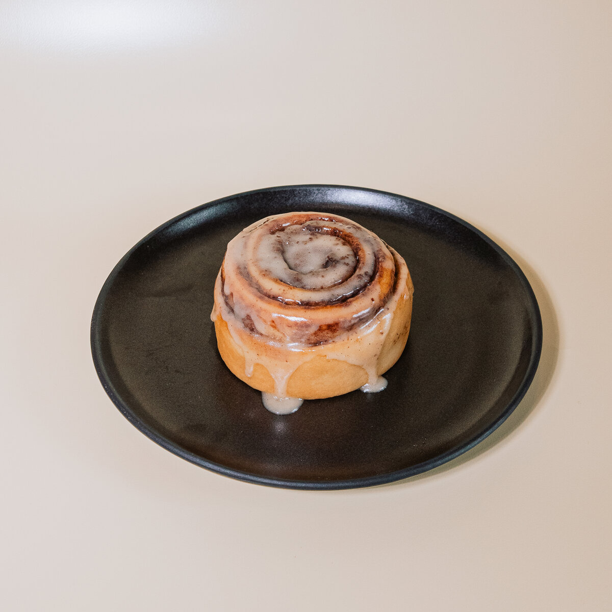 Delicious OG cinnamon roll at Sinamon
